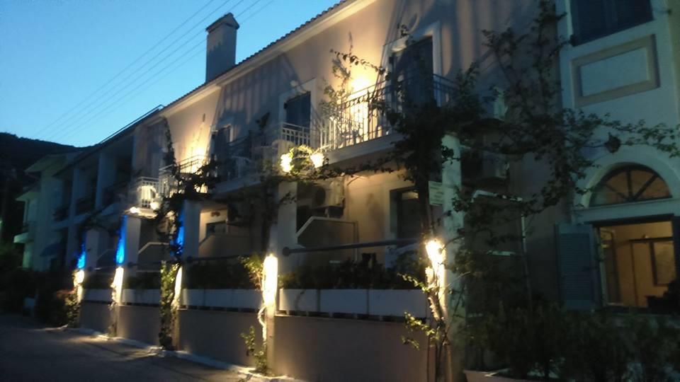Louisa Studios Poros  Luaran gambar